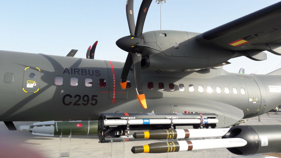 C-295 en Dubai Air Show. Foto: Expal