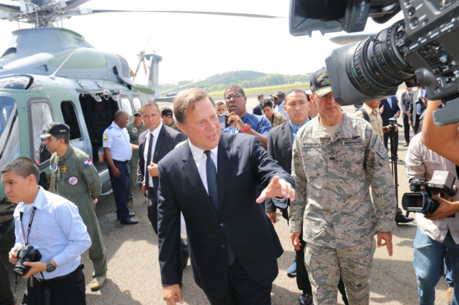 El presidente de Panamá, Juan Carlos Varela, durante la entrega de las aeronaves. Foto: Presidencia de Panamá.