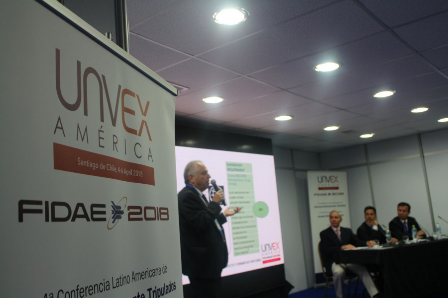 El CEO de Aerosolutions Spain, Antonio Mota, durante su intervención.