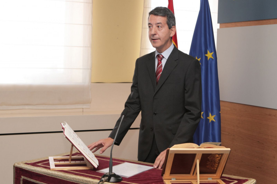 Constantino Méndez en la toma de posesión como secretario de Estado de Defensa. Foto: Ministerio de Defensa