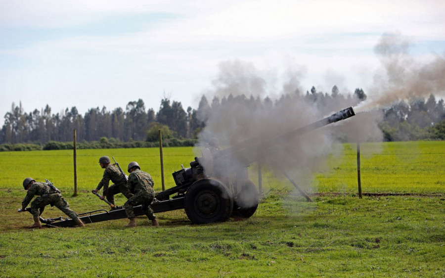 Obús remolcado NA M-10133 de 105 mm del Grupo de Artillería N° 11 Aldunate. Foto: Ministerio de Defensa de Chile.