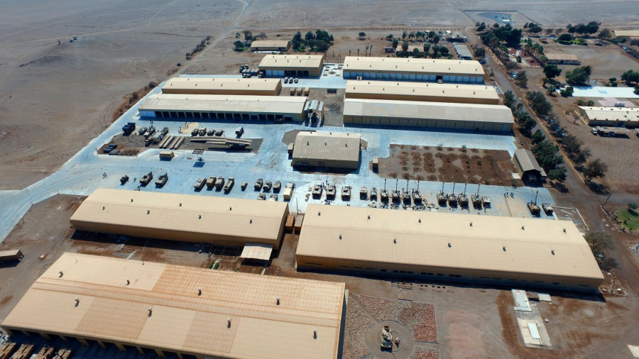 Vista aérea de instalaciones de boxes del material de la 1ª Brigada. Foto: Ministerio de Defensa de Chile