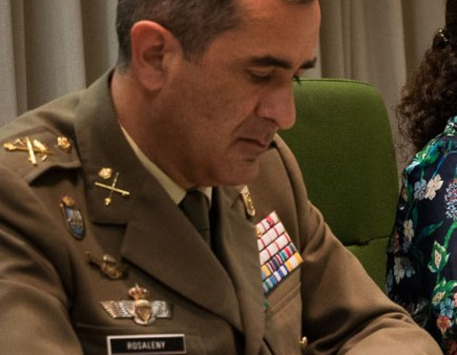 General Rosaleny Pardo de Santayana en la toma de posesión. Foto: Emad