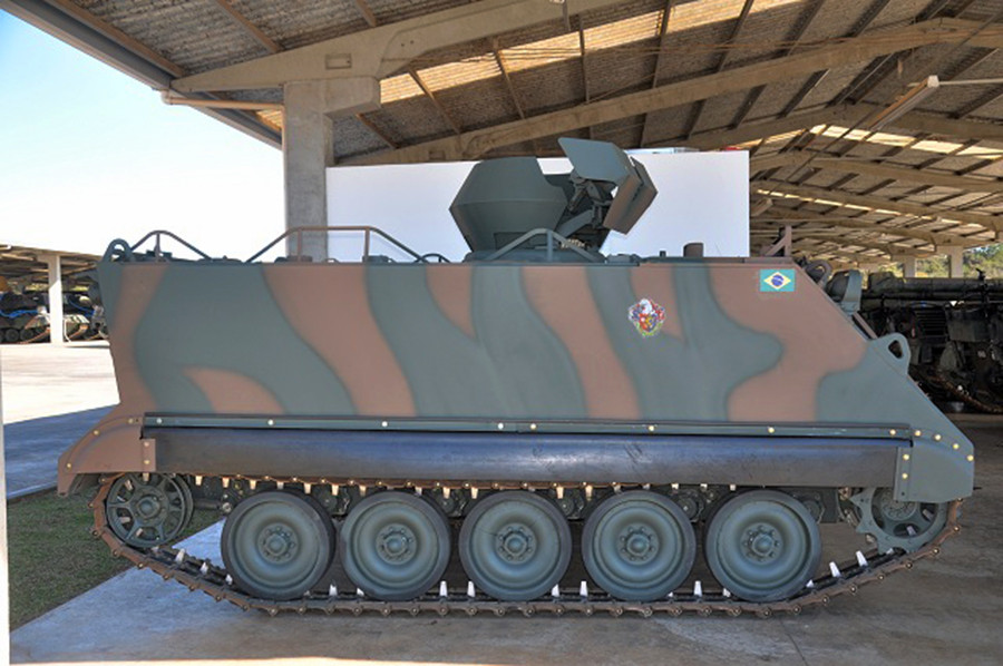 Además del cambio de motor, transmisión y componentes mecánicos, los M113 BR reciben blindaje extra en forma de kits Imágenes: COLOG
