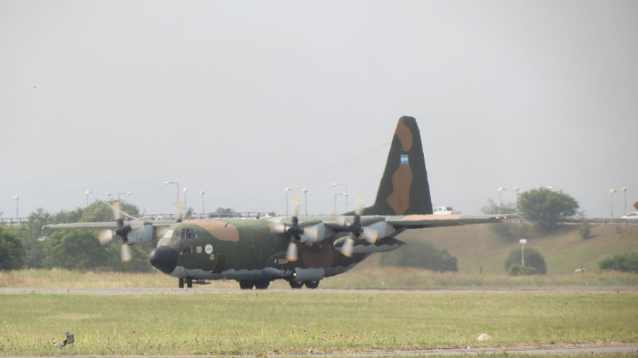 Un C-130 Hercules en la pista de la FAdeA. Foto: Fábrica Argentina de Aviones