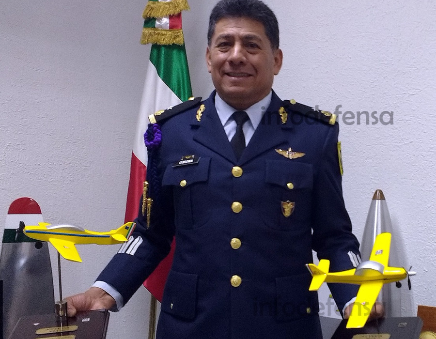 El general de Grupo Julián Martin Corona Rincón.