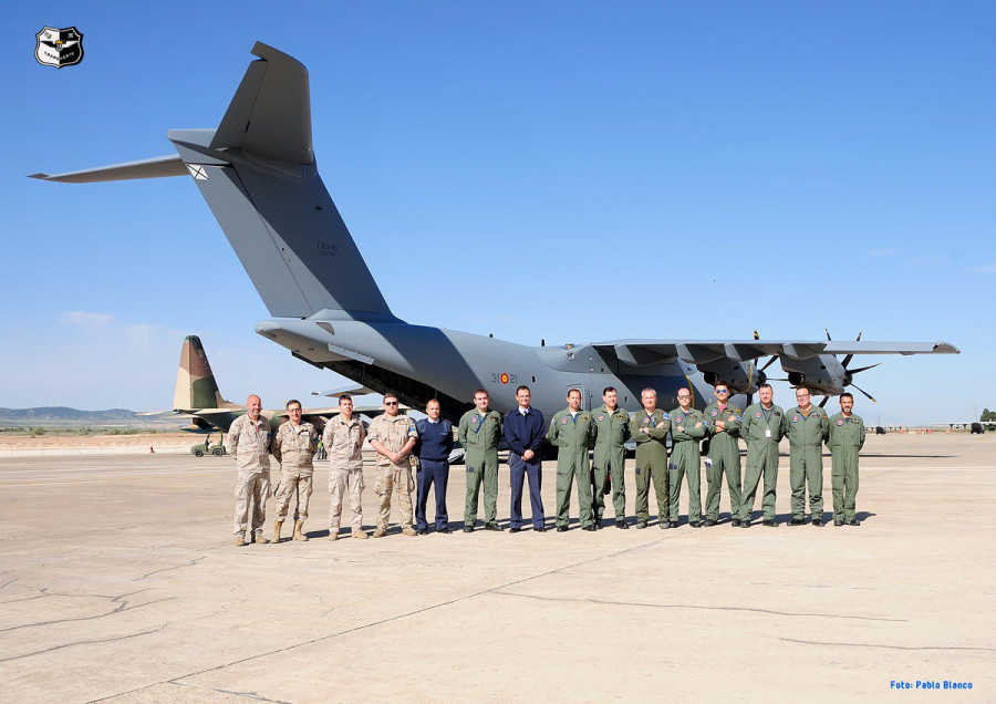El equipo del Ejército del Aire que traerá el Atlas a México. Foto: Ala 31, EdA.