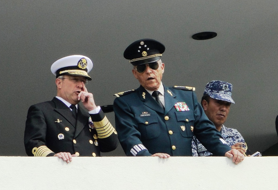 Los secretarios de la Defensa y Marina de México. Foto JAQC