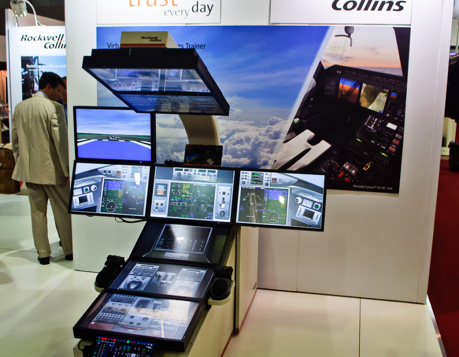 O Treinador Virtual de Procedimentos de Aviônica da Rockwell Collins. Fotos: Roberto Caiafa