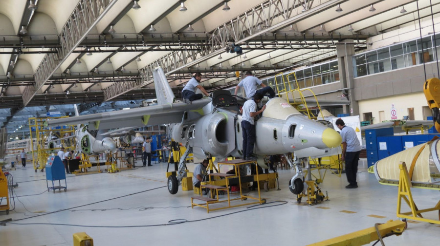 Trabajadores de la Fábrica Argentina de Aviones. Foto: FAdeA