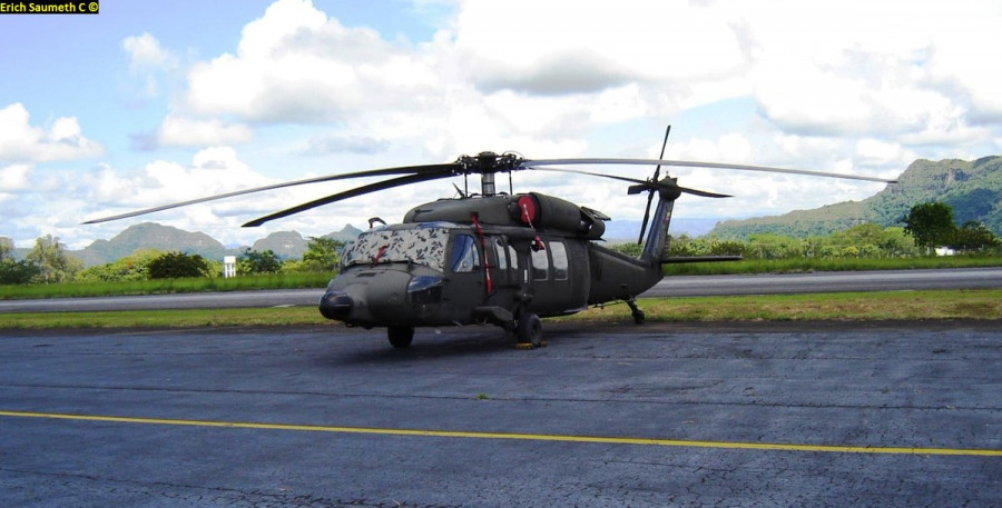 Helicóptero UH-60 Blackhawk de la Policía Nacional de Colombia. Foto: Erich SaumethInfodefensa.com.