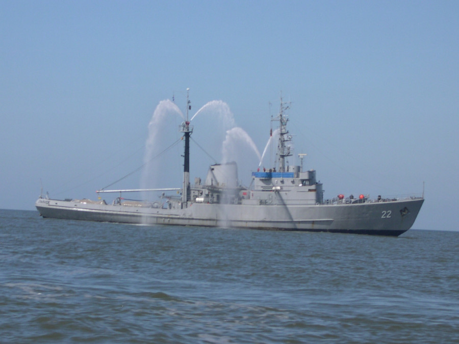 Buque científico ROU 22 Oyarvide. Foto: Armada Nacional del Uruguay.