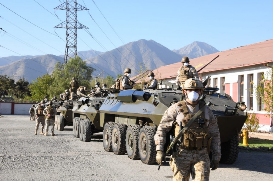 Las tres ramas de la Defensa Nacional han desplegado a 32.599 uniformados. Foto: Ejército de Chile