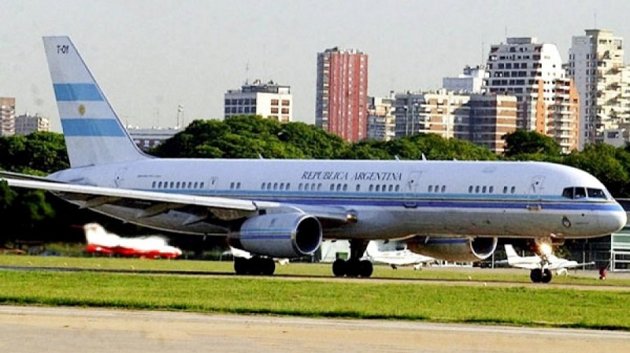Argentina FuerzaAerea Boeing757 Telam