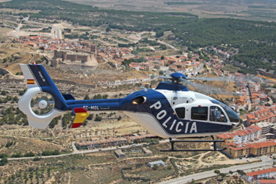 150716 H135 PoliciaNacional AirbusHelicopters