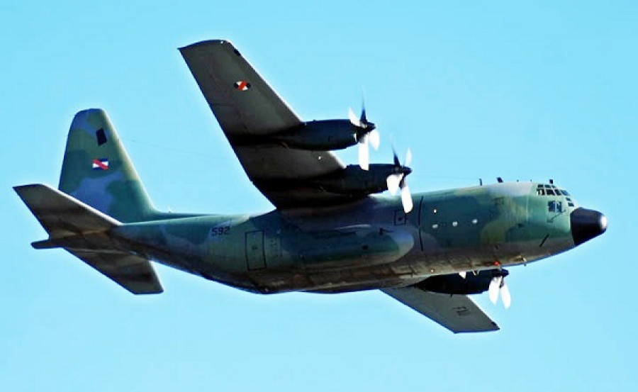 Uruguay C 130B FAU