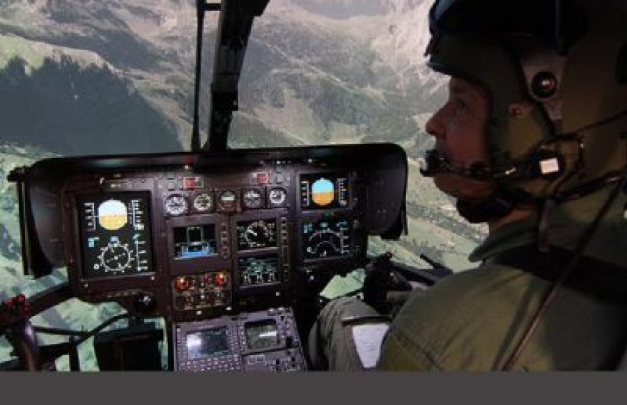 140411 simulador helicoptero ec635 thales