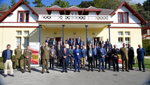 Cluster industria defensa cid