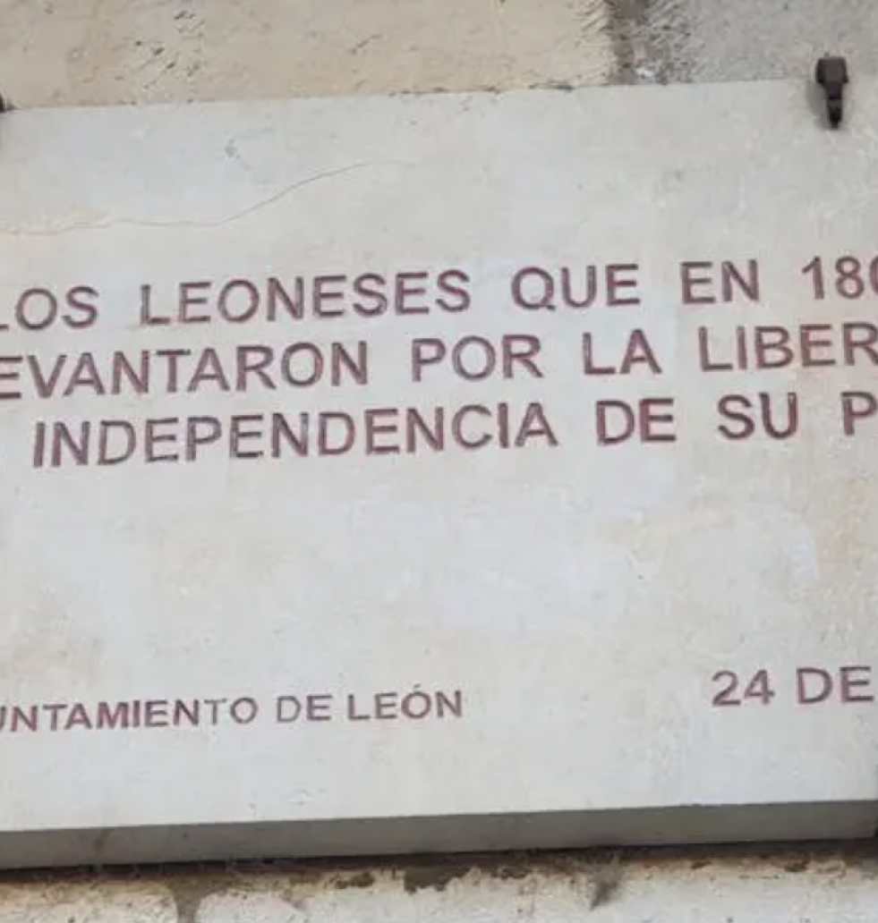 Placa conmemorativa León 1808