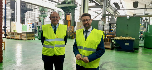 Presidente de expal y consejero de industria de asturias