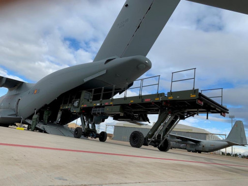 Transferidor cargas a400m
