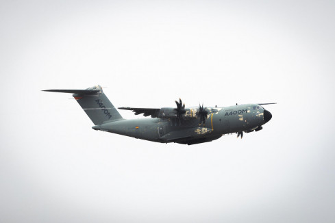 Avión de pruebas Grizzly 4, del modelo A400M, en su último vuelo. Foto Airbus