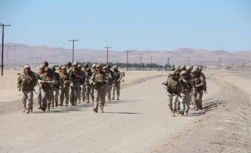 Marcha por el desierto del Grupo de Tanques Guías Foto Ejército de Chile