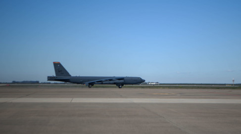Bombardero B52 en moron