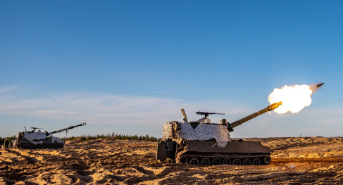 Obus m109 del ejercito en letonia