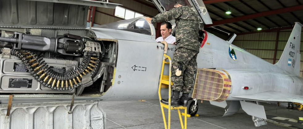 Honduras artilla aviones F5