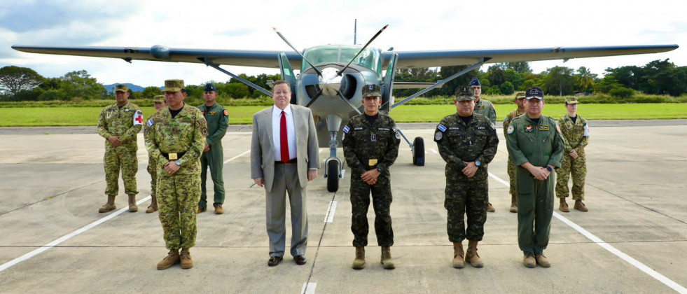 Donativo de EE.UU a El Salvador de un Cessna Gran Caravan