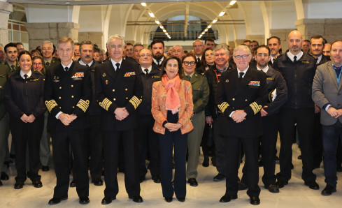 La ministra de defensa margarita robles visita el arsenal de ferrol foto  iaki gmez mde 53627268331 o