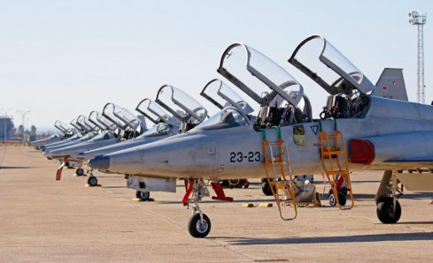 Aviones F 5 del Ala 23 del  Ejército del Aire y del Espacio. Foto. EA