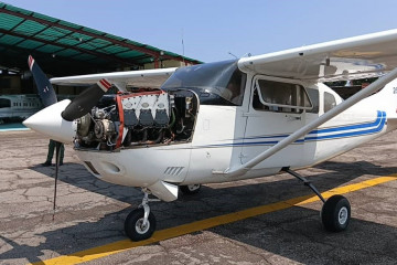 Venezuela AvMilitar Cessna T206H AMV