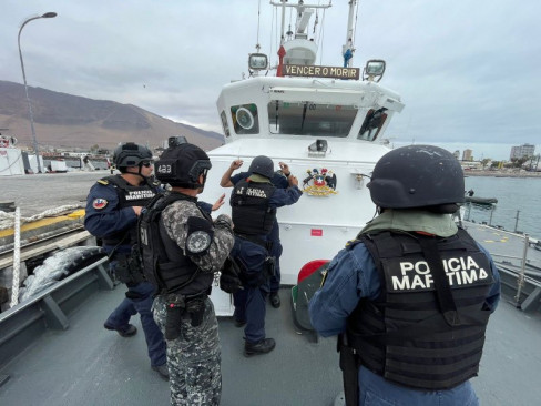 Curso Boarding Officer nivel II del USCG en Iquique Firma Armada de Chile