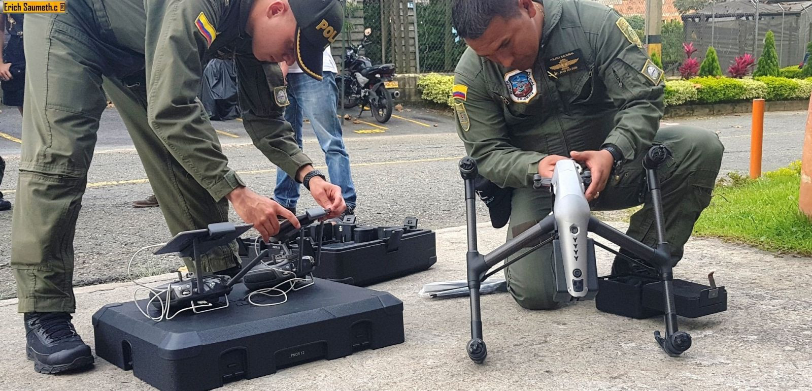 La Policía de Colombia emplea drones para controlar el aislamiento