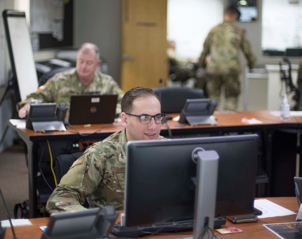 Ejército de Chile fortalece sus capacidades cibernéticas con la Guardia Nacional de Texas