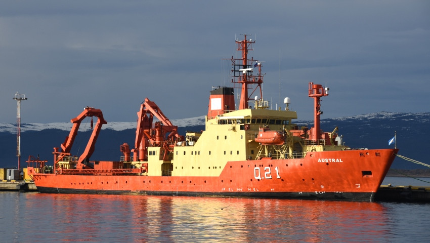 El buque oceanográfico ARA Austral. Foto Armada Argentina