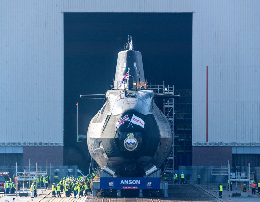 El submarino HMS Anson sale de fábrica. Foto BAE Systems