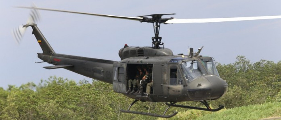Helicóptero UH-1H de Colombia. Foto Erich Saumeth