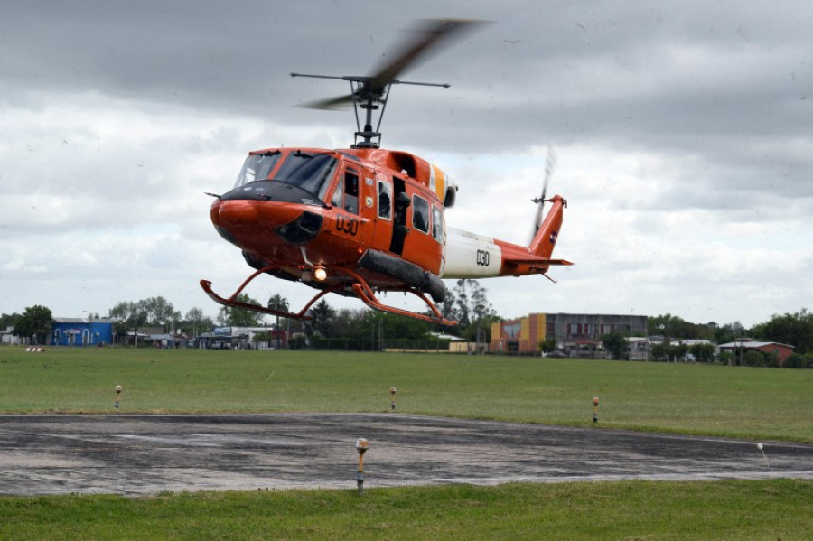 El helicóptero Bell 212 siniestrado. Foto Fuerza Aérea Uruguaya