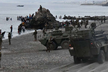 Despliegue de militares y BMR en la crisis de Ceuta del pasado mes de mayo. Foto Ejército