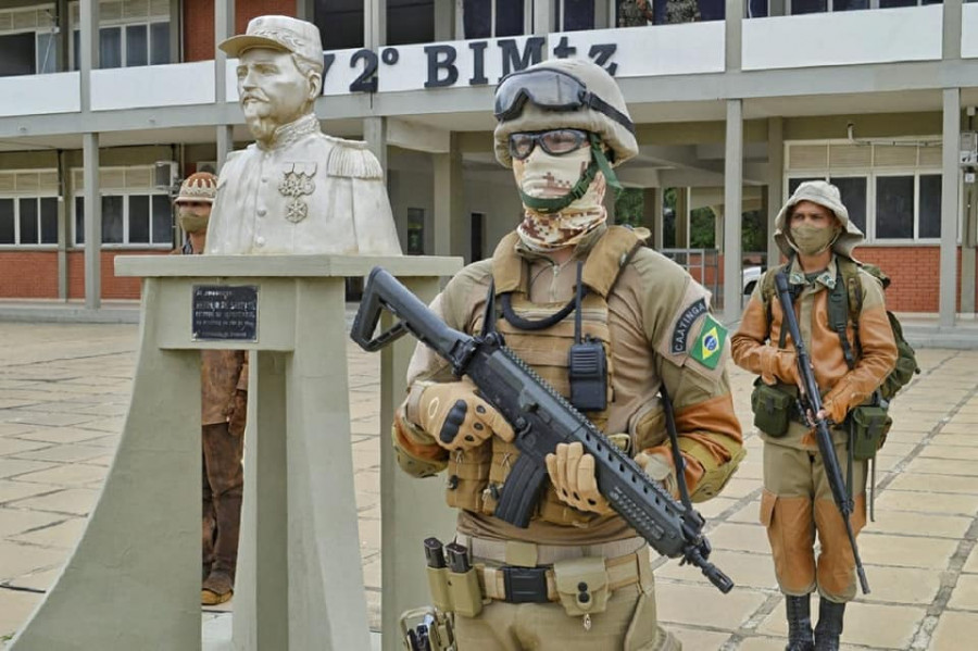 O novo uniforme é moderno e adequado ao bioma de caatinga.