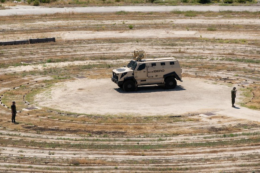 Prueba con el vehículos Ibero de TSD. Foto Ministerio de Defensa