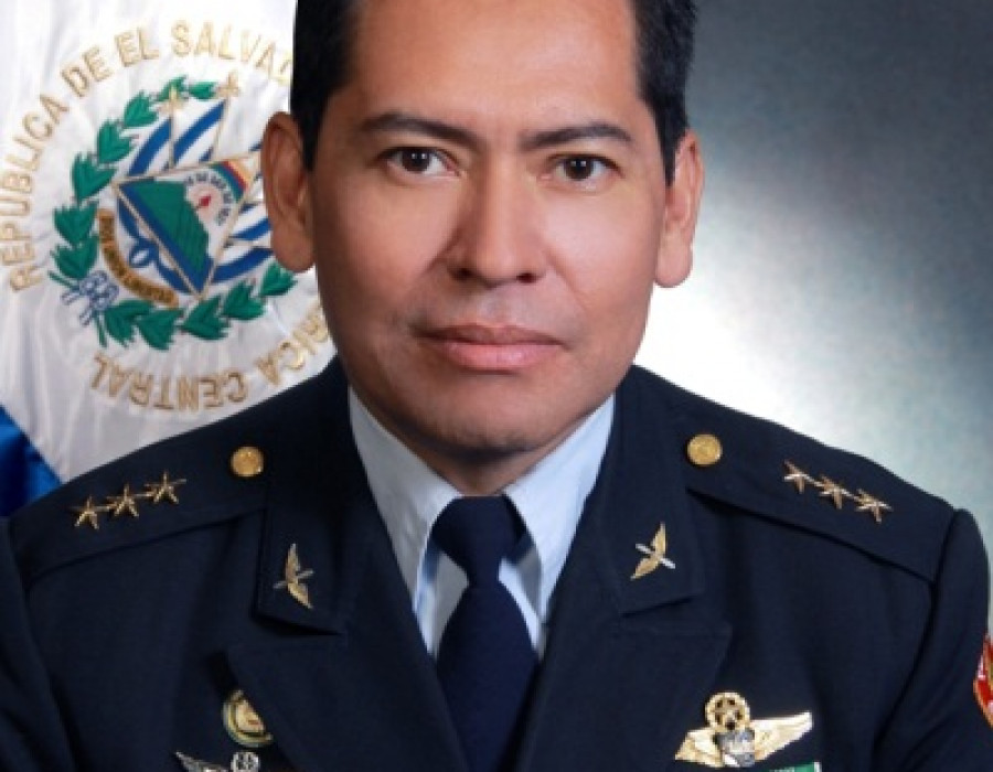 El jefe de la Fuerza Aérea Salvadoreña FAS, coronel Pablo Soriano. Foto FAS