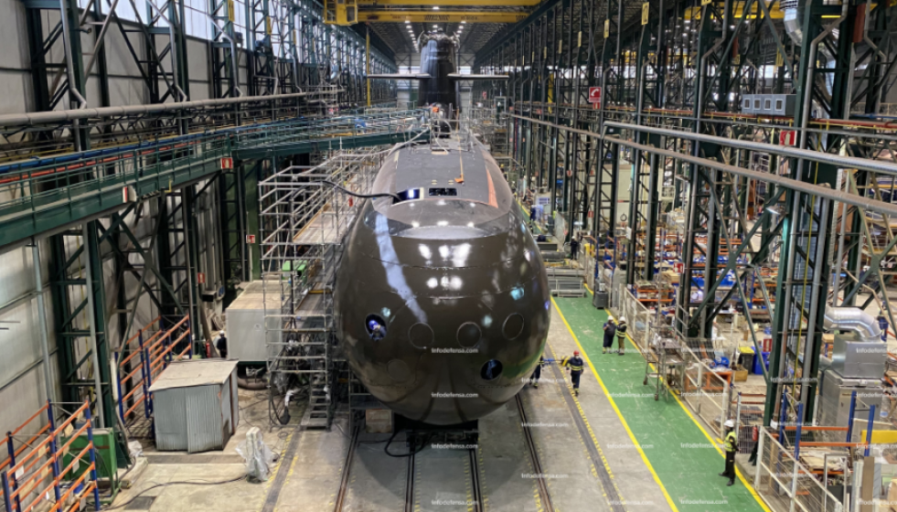 Trabajos de construcción del submarino S-81. Foto Infodefensa.com