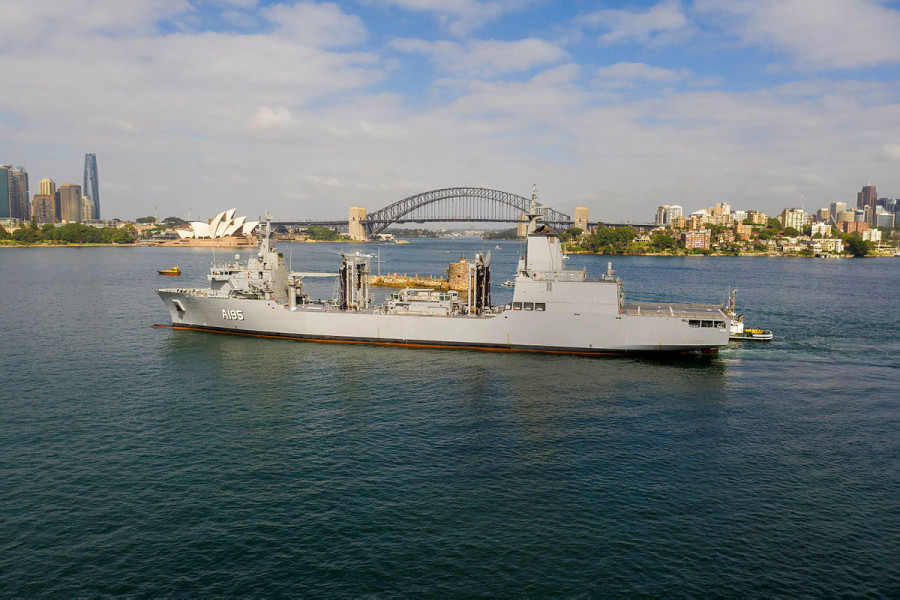 El AOR Supply en aguas de Sidney el pasado mes de enero. Foto Navantia