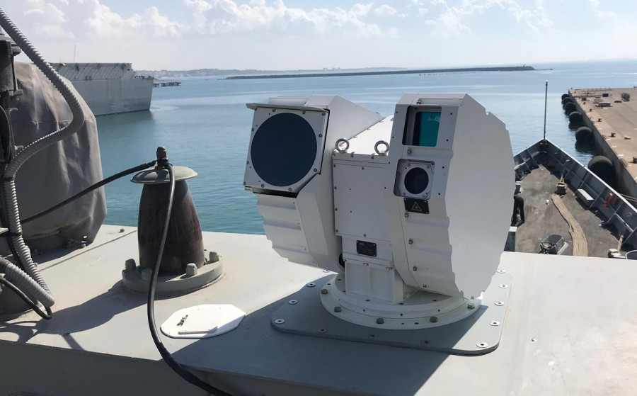 Sistema Oteos a bordo de un buque de la Armada española. Foto Escribano