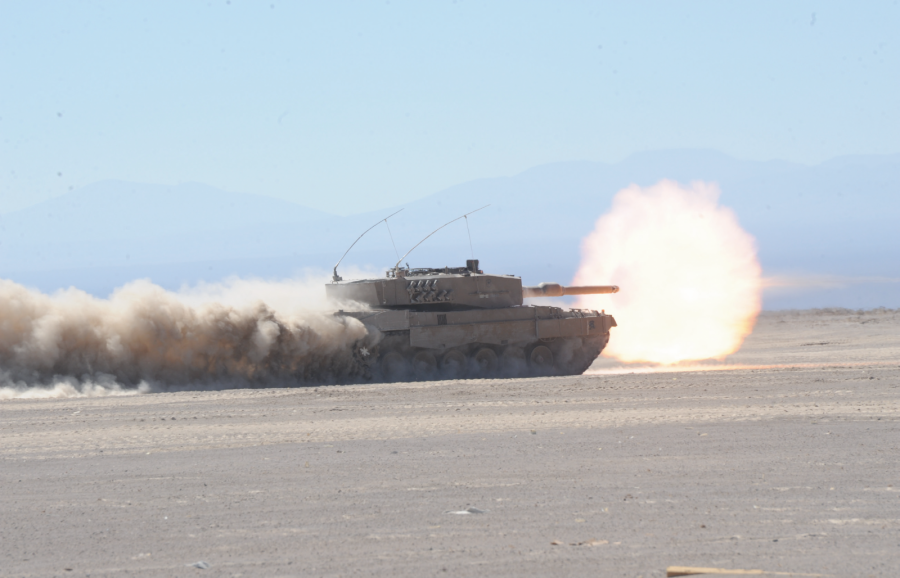 Practica de tiro tanque Leopard 2A4 Ejercito de Chile