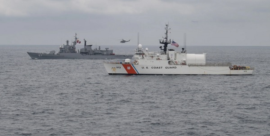 BAP Bolognesi y el USCG Legare en Unitas LXI. Foto: Armada de EEUU